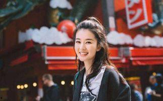 主持人让乔欣爆料的视频,揭秘幕后的精彩瞬间