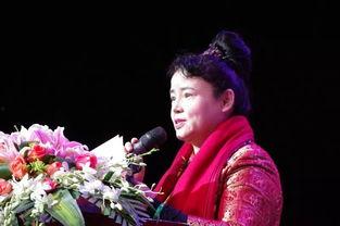 范梅艳头条,揭秘明星背后的励志故事